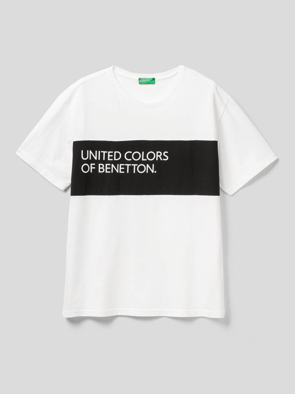 T-Shirt aus 100% Baumwolle mit Streifen in einer Kontrastfarbe image number null