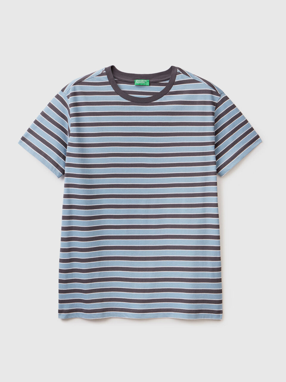 T-Shirt aus 100% Baumwolle mit Streifen image number 1