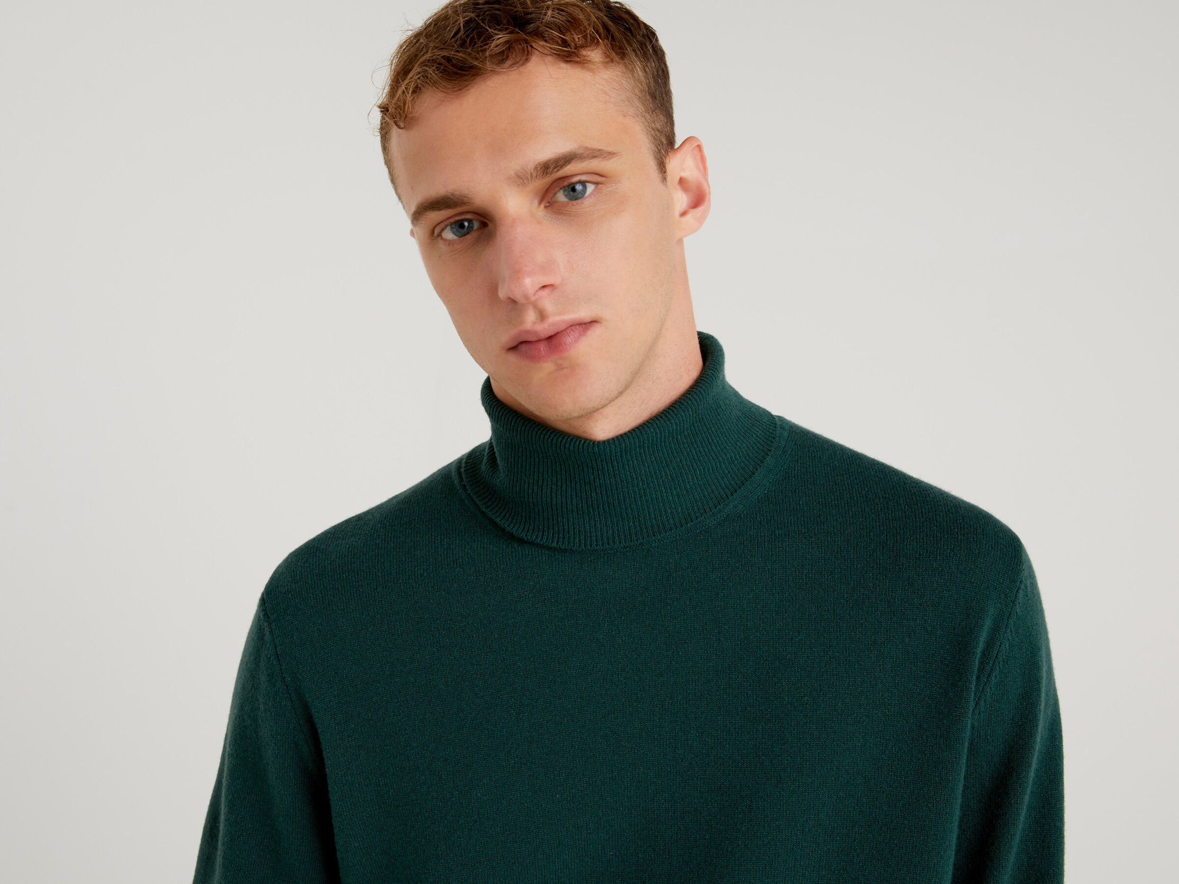 Rollkragenpullover aus reiner Schurwolle image number 3