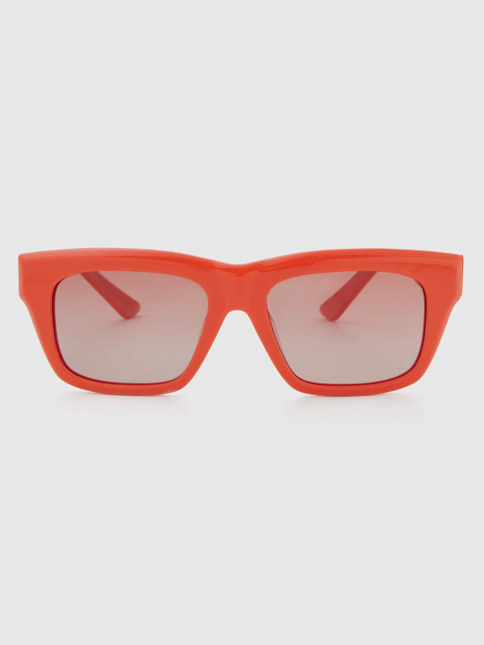 Rechteckige orangefarbene Sonnenbrille