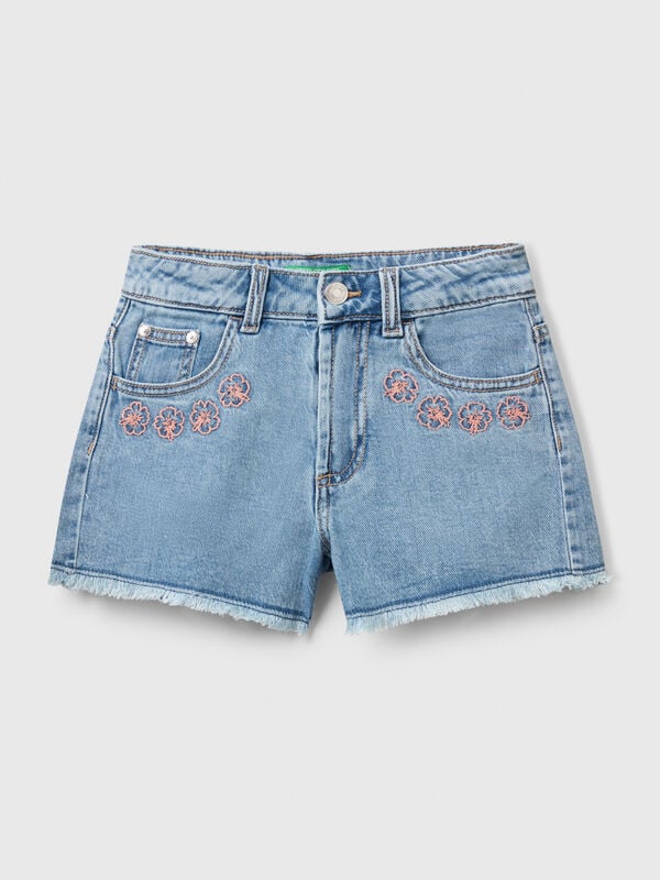 Jeansshorts mit Blumenstickerei Mädchen