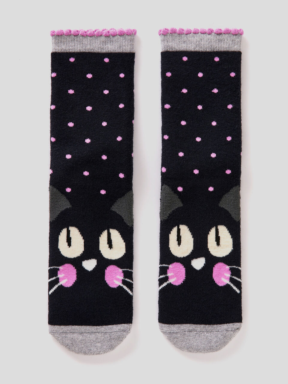 Rutschfeste Socken mit Animalier-Grafik image number 1