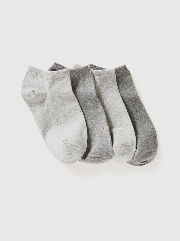 Vier Paar kurze Socken Jungen