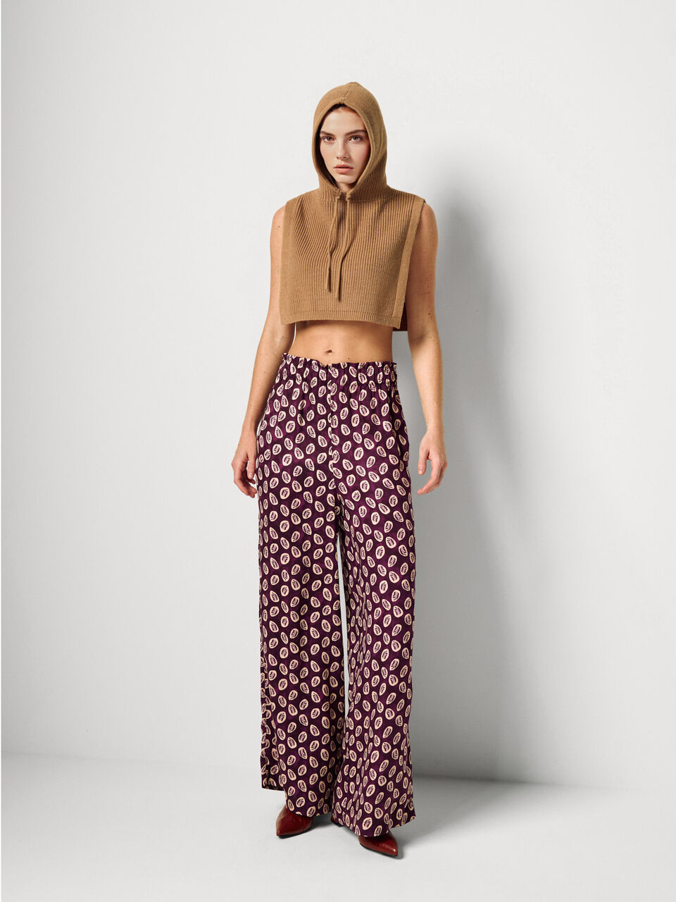 TROUSERS Damen image number null