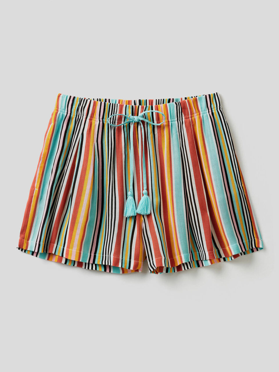 Shorts mit bunten Streifen image number 1