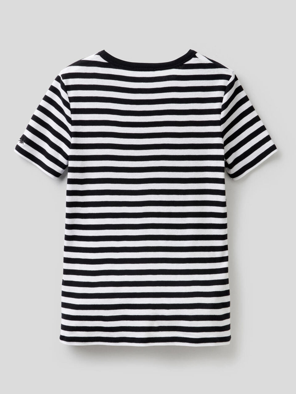 Gestreiftes T-Shirt mit Rundhals image number 2