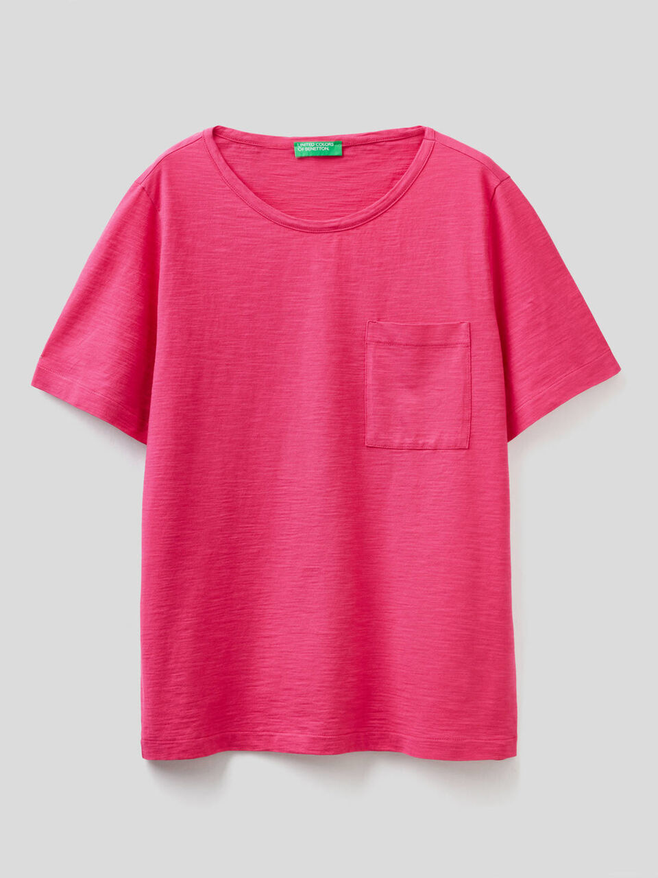 Einfarbiges T-Shirt mit Brusttasche image number 1