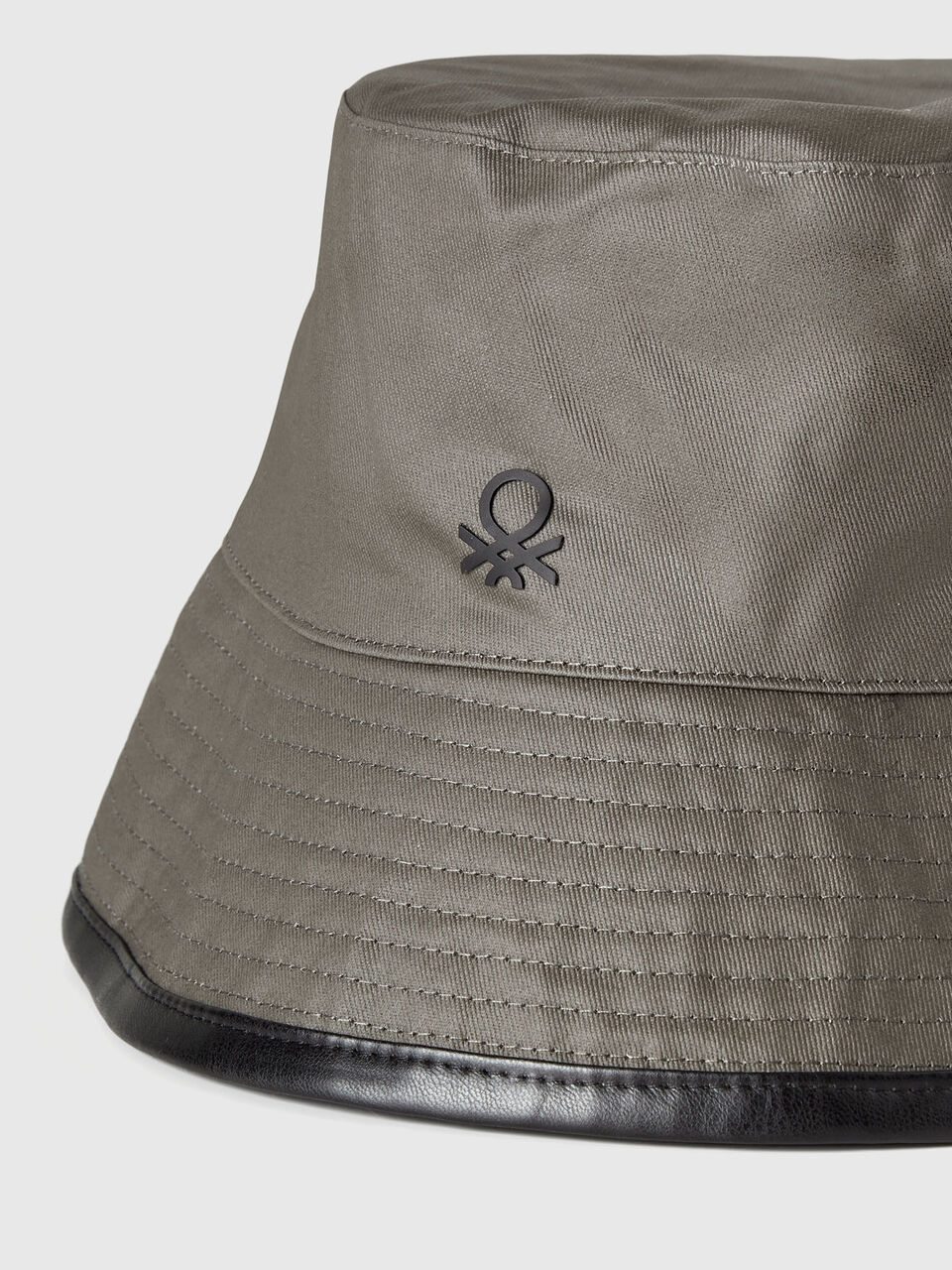 HAT Herren image number null