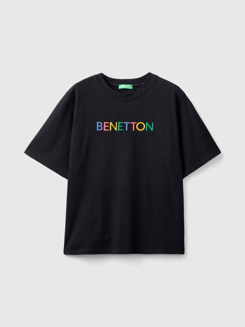 T-Shirt mit Logo-Schriftzug - | Schwarz Benetton