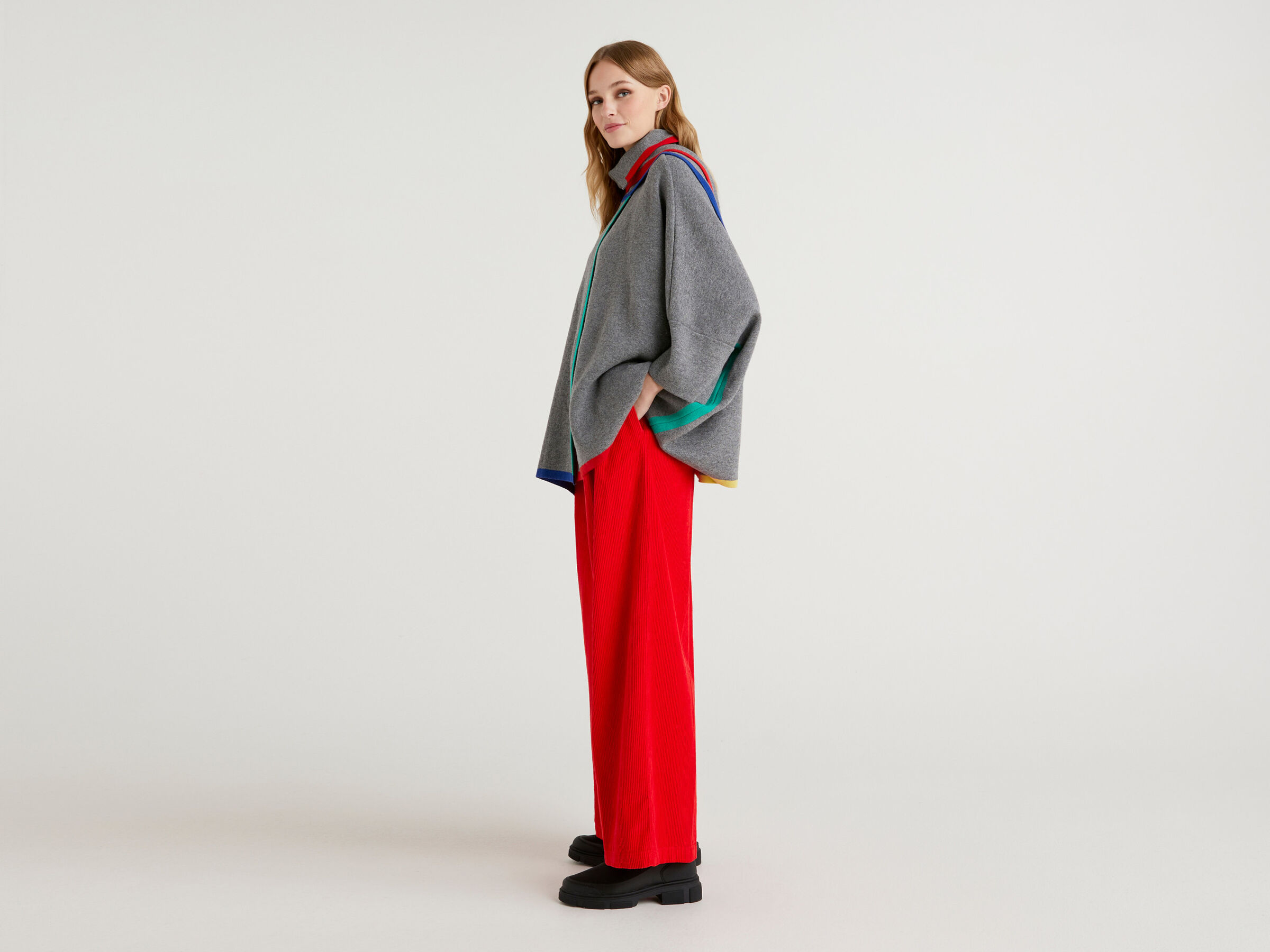 Cape mit Schal JCCxUCB image number 3