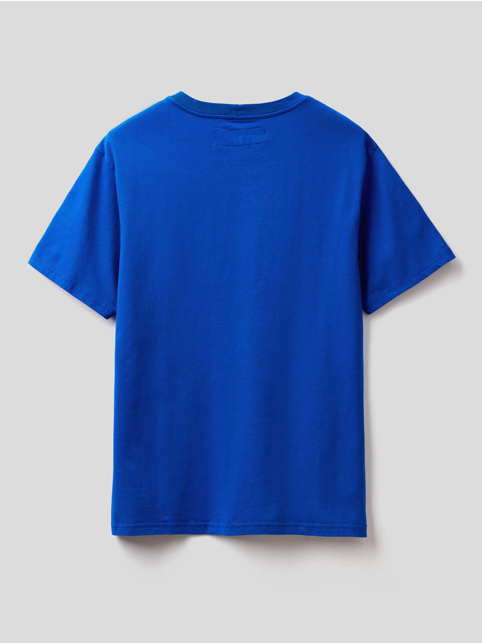 T-Shirt aus 100% Baumwolle mit Tasche image number 2