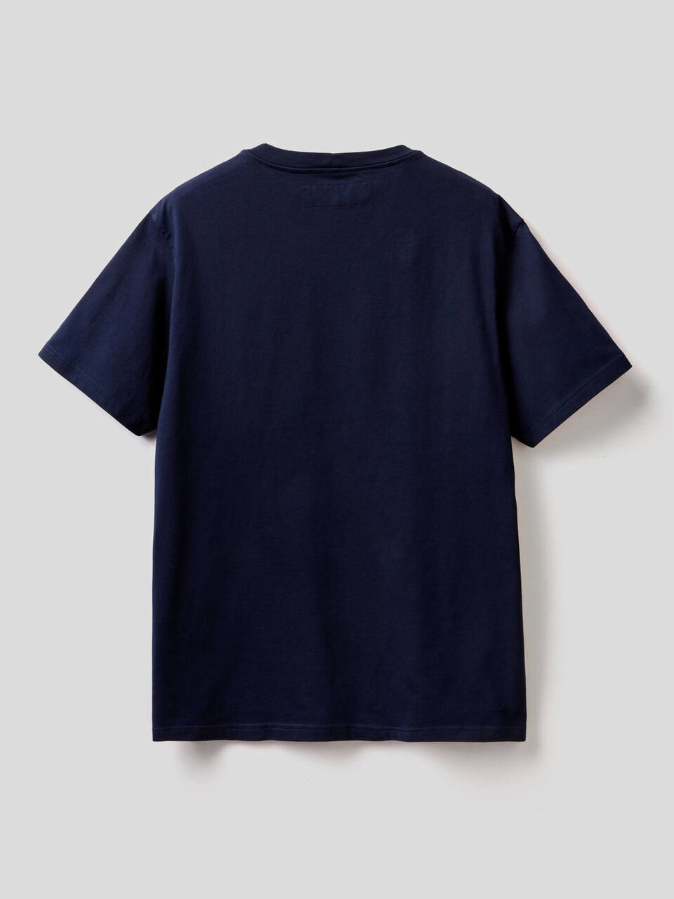 T-Shirt aus 100% Baumwolle mit Tasche image number 2