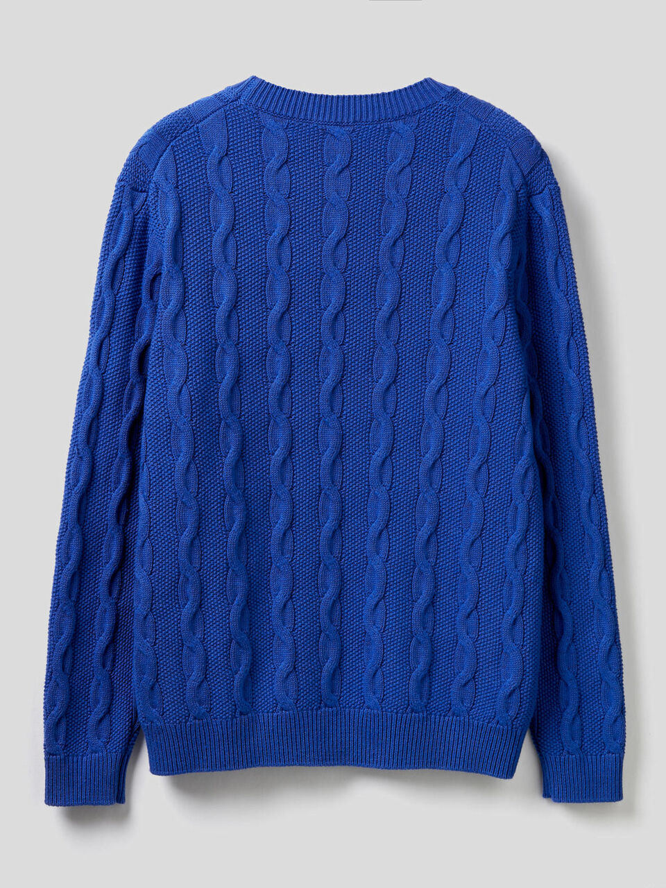Pullover mit Rundausschnitt und Flechtmuster Herren image number 2