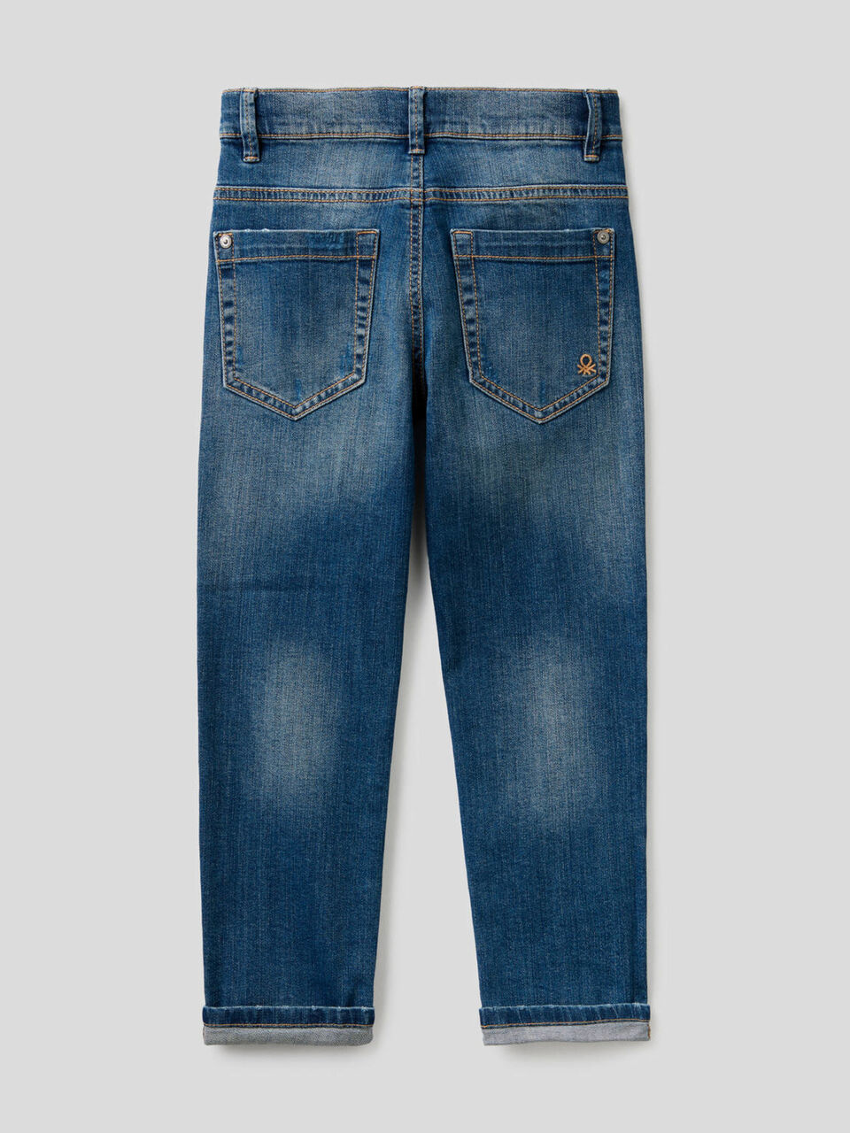 Jeans aus stretchiger Baumwolle mit Destroyed-Effekten image number 2