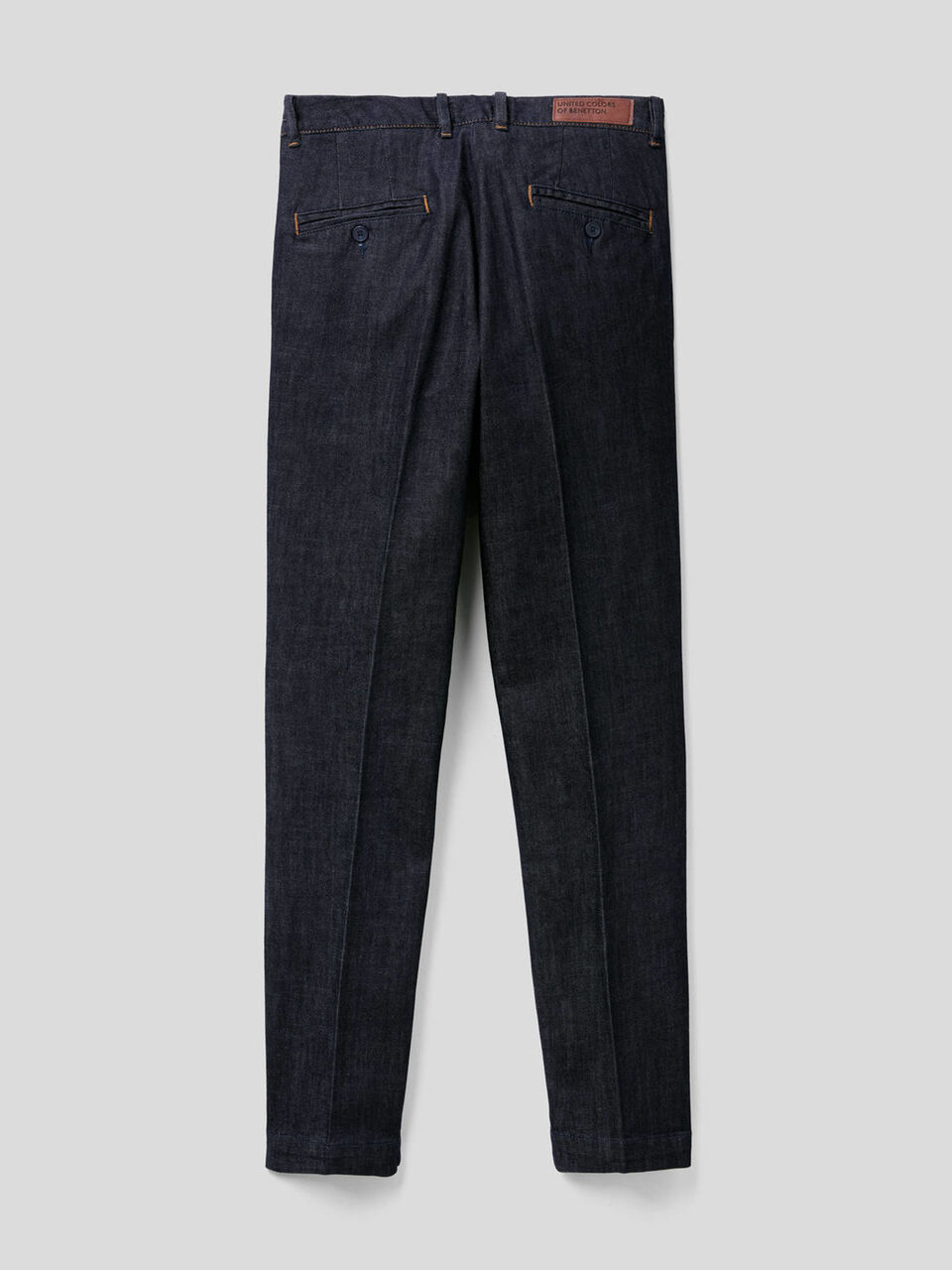 Chinos aus Denim in stretchiger Baumwolle image number 2