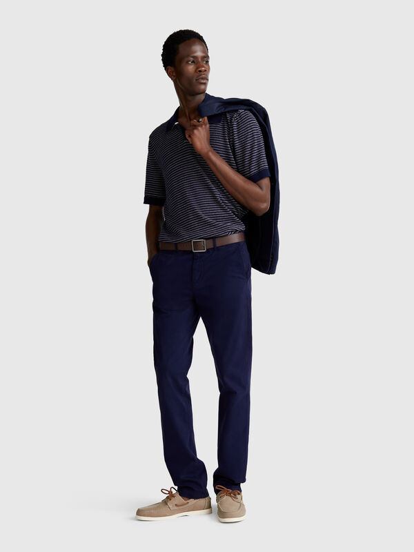 Dunkelblaue Chinos im Slim Fit Dunkelblaue Chinos im Slim Fit Herren