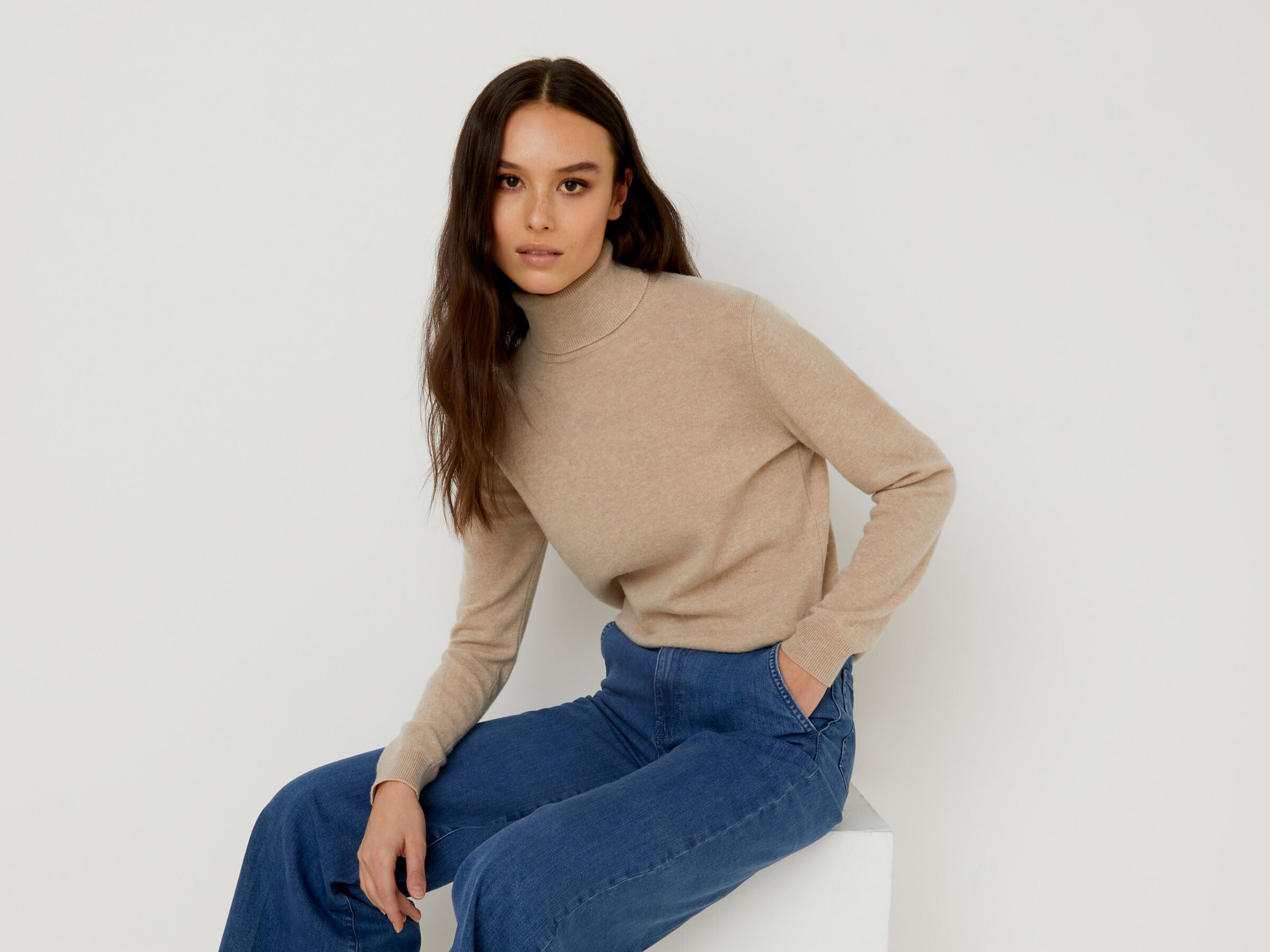 Rollkragenpullover aus reiner Schurwolle image number 4