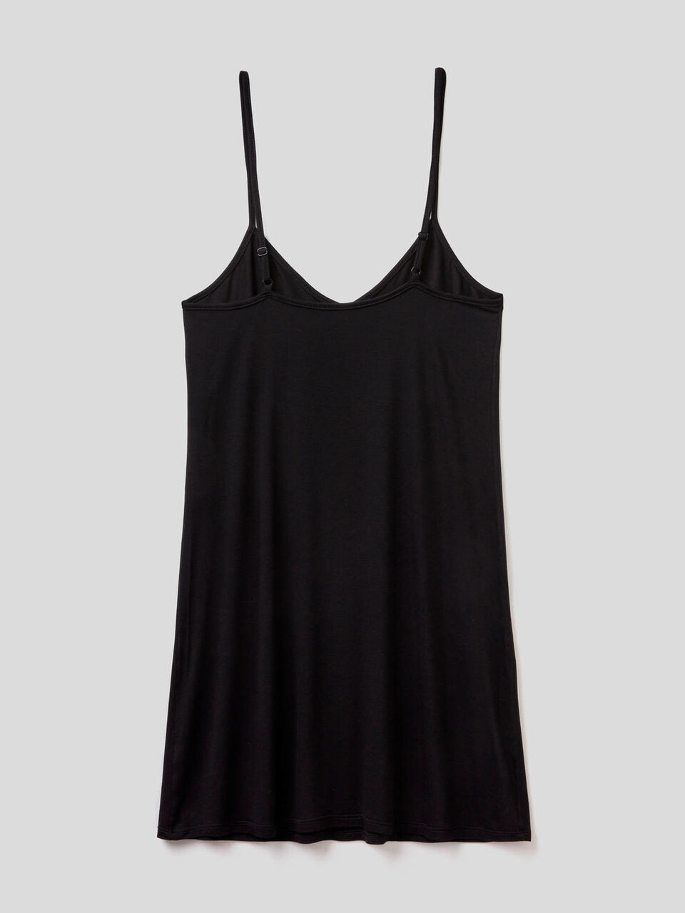Fließendes Unterkleid mit schmalen Trägern image number 2
