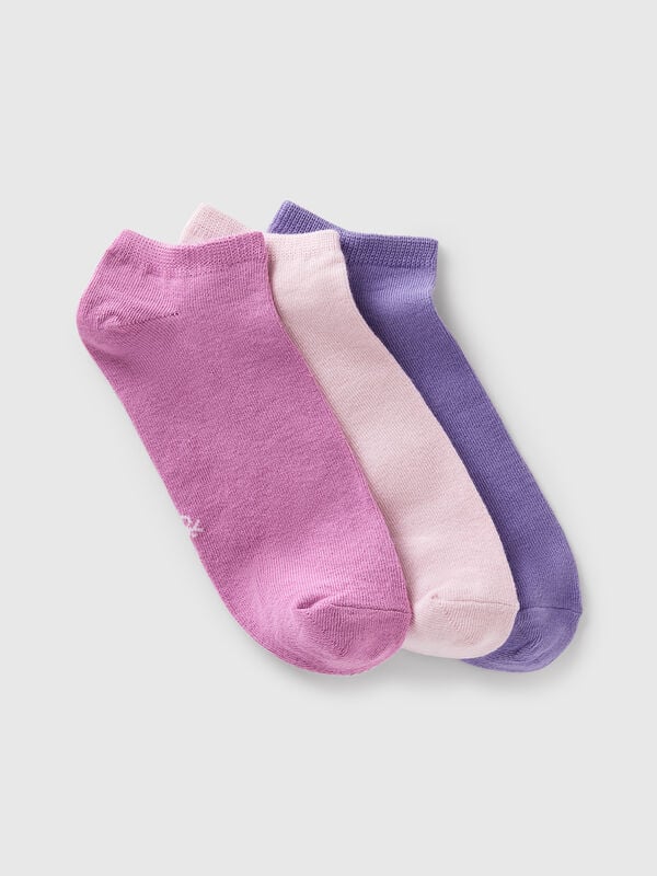 Drei Paar kurze Socken