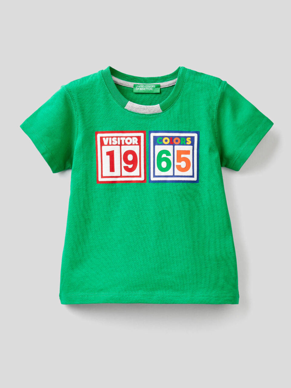 T-Shirt aus 100% Baumwolle mit buntem Print image number 1