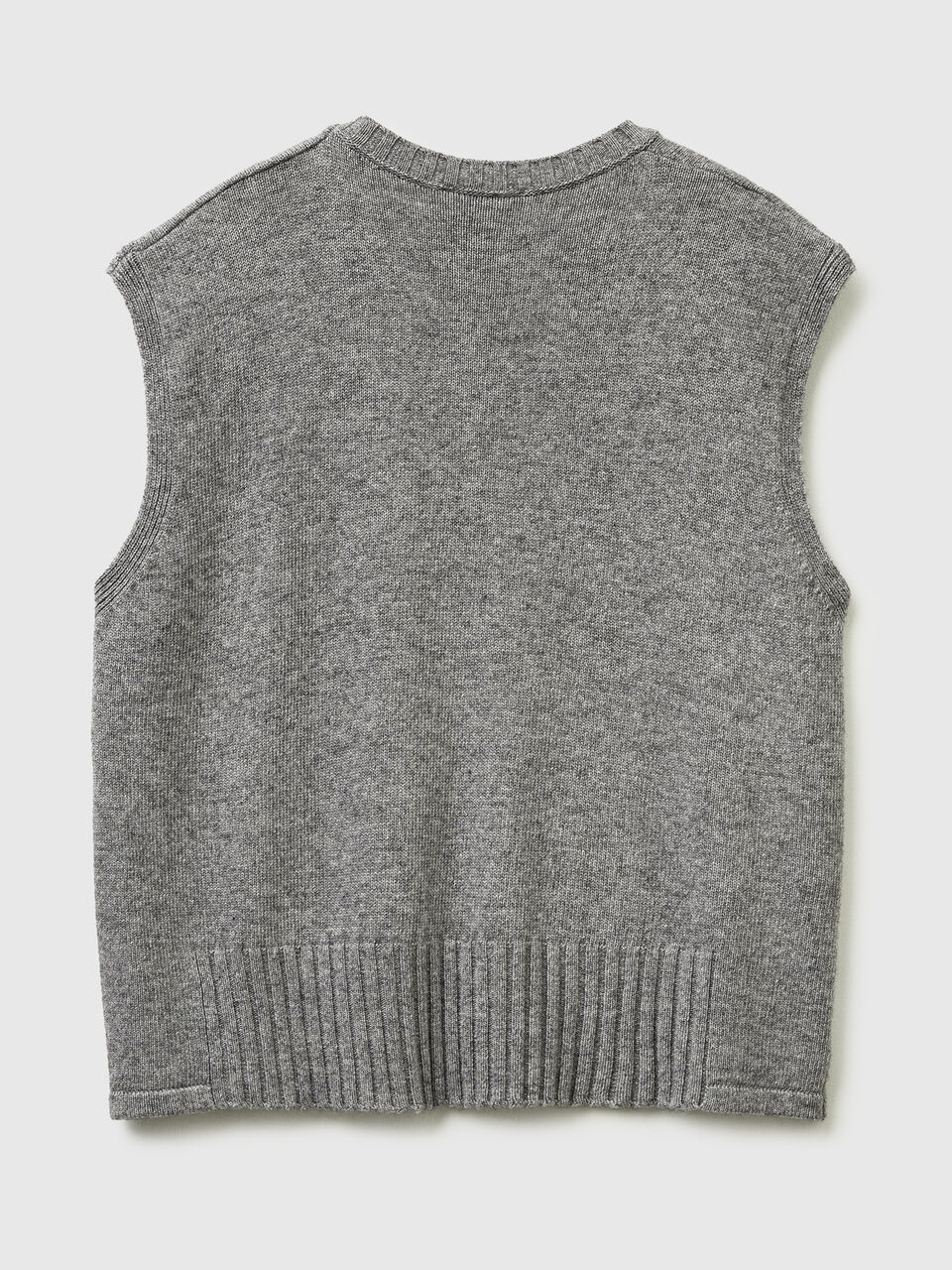 SLEEVELESS SWEATER Damen image number 2