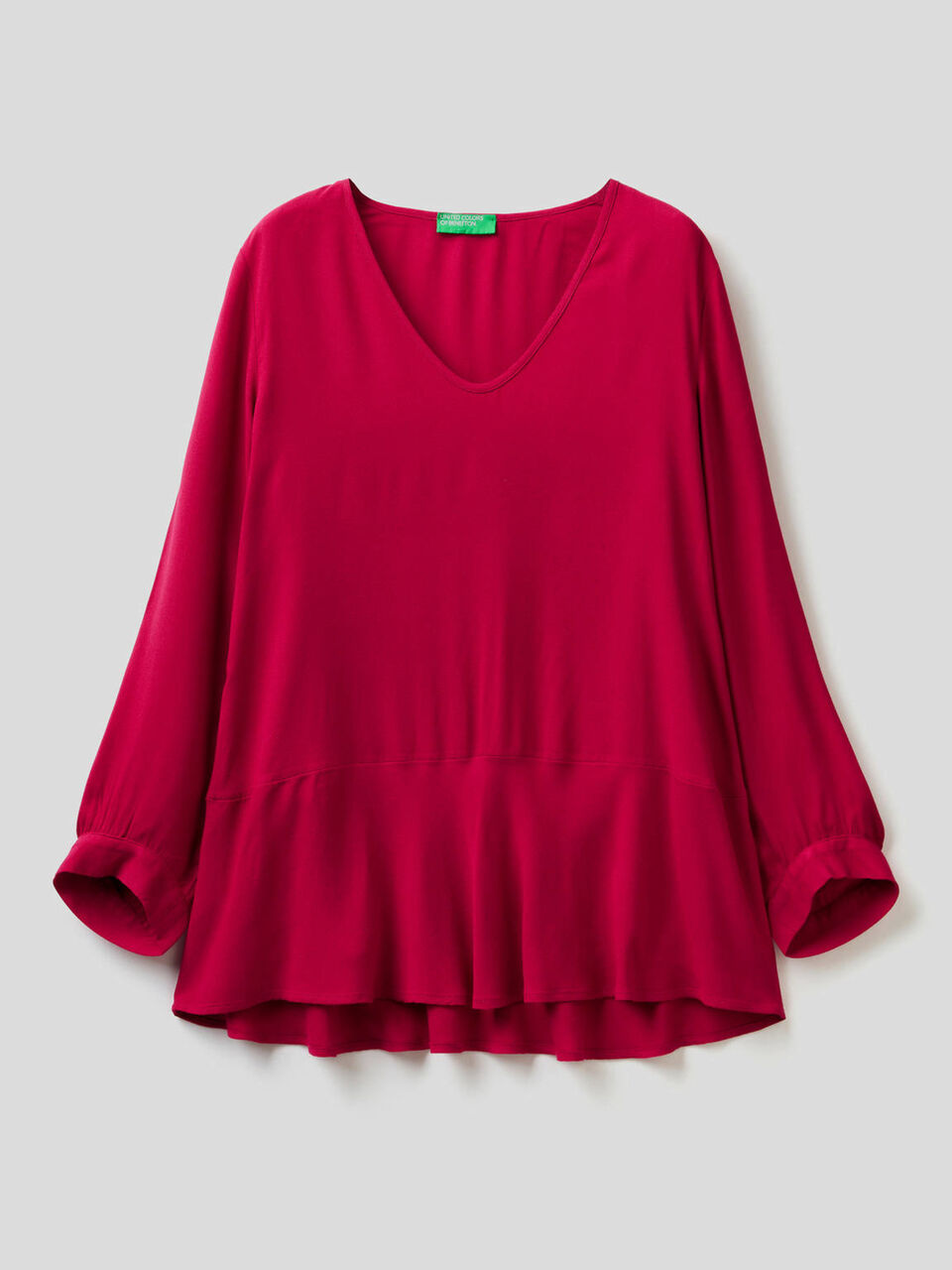 Bluse mit V-Ausschnitt und Rüsche am Saum unten image number 1