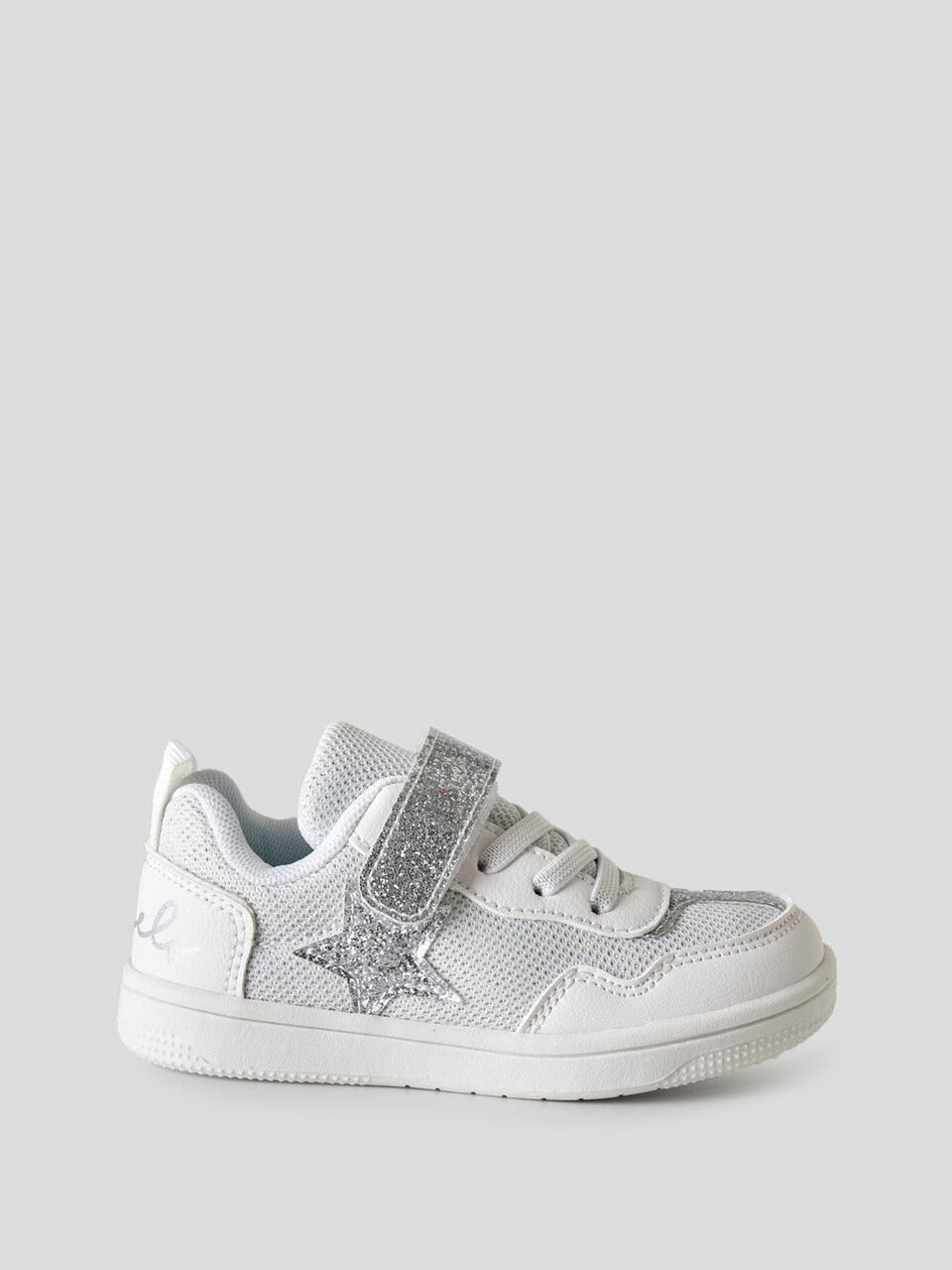 Sneakers mit glitzernden Details image number 1