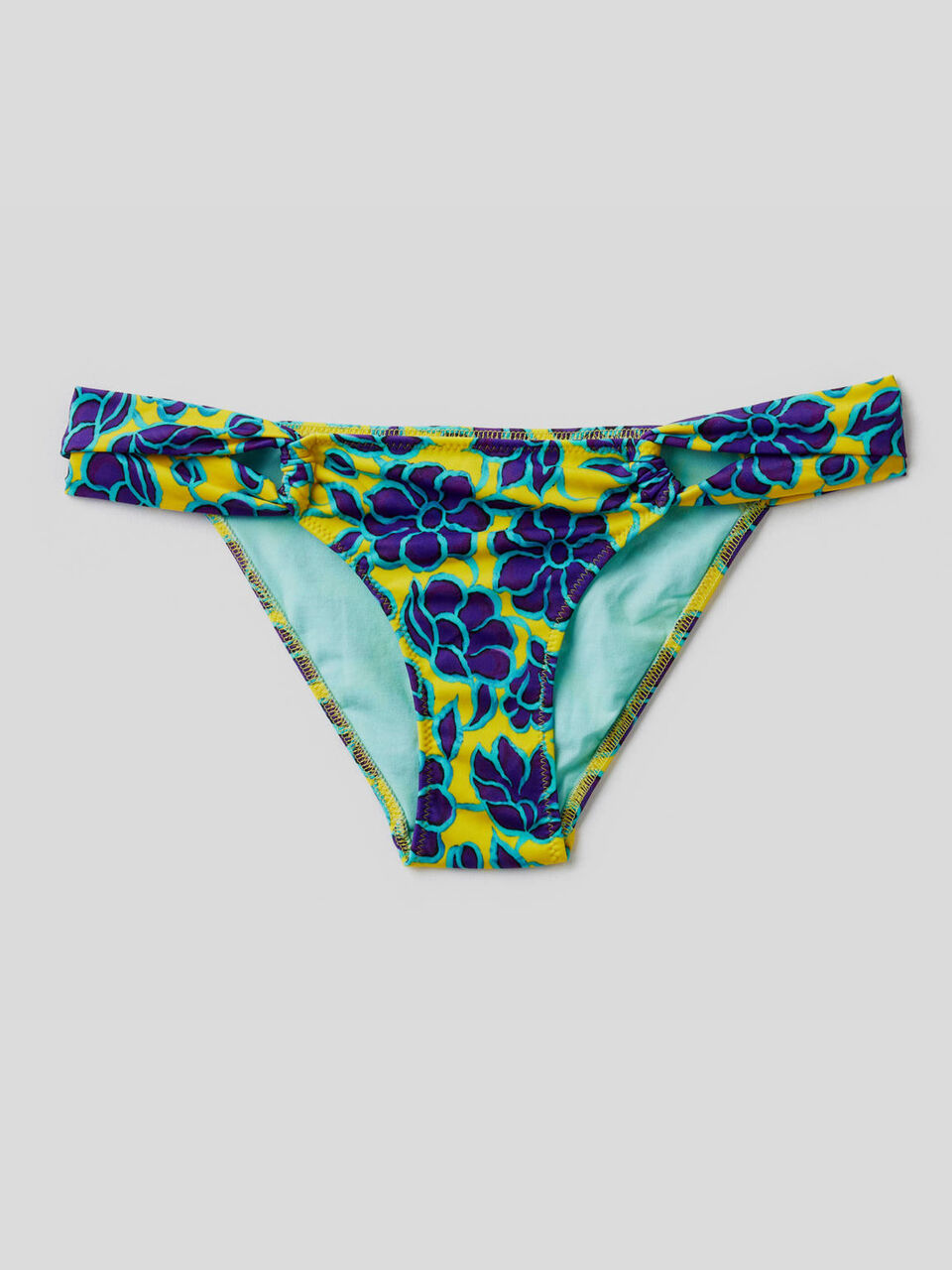 Bikini-Slip mit Bindebändern an der Hüfte image number 1