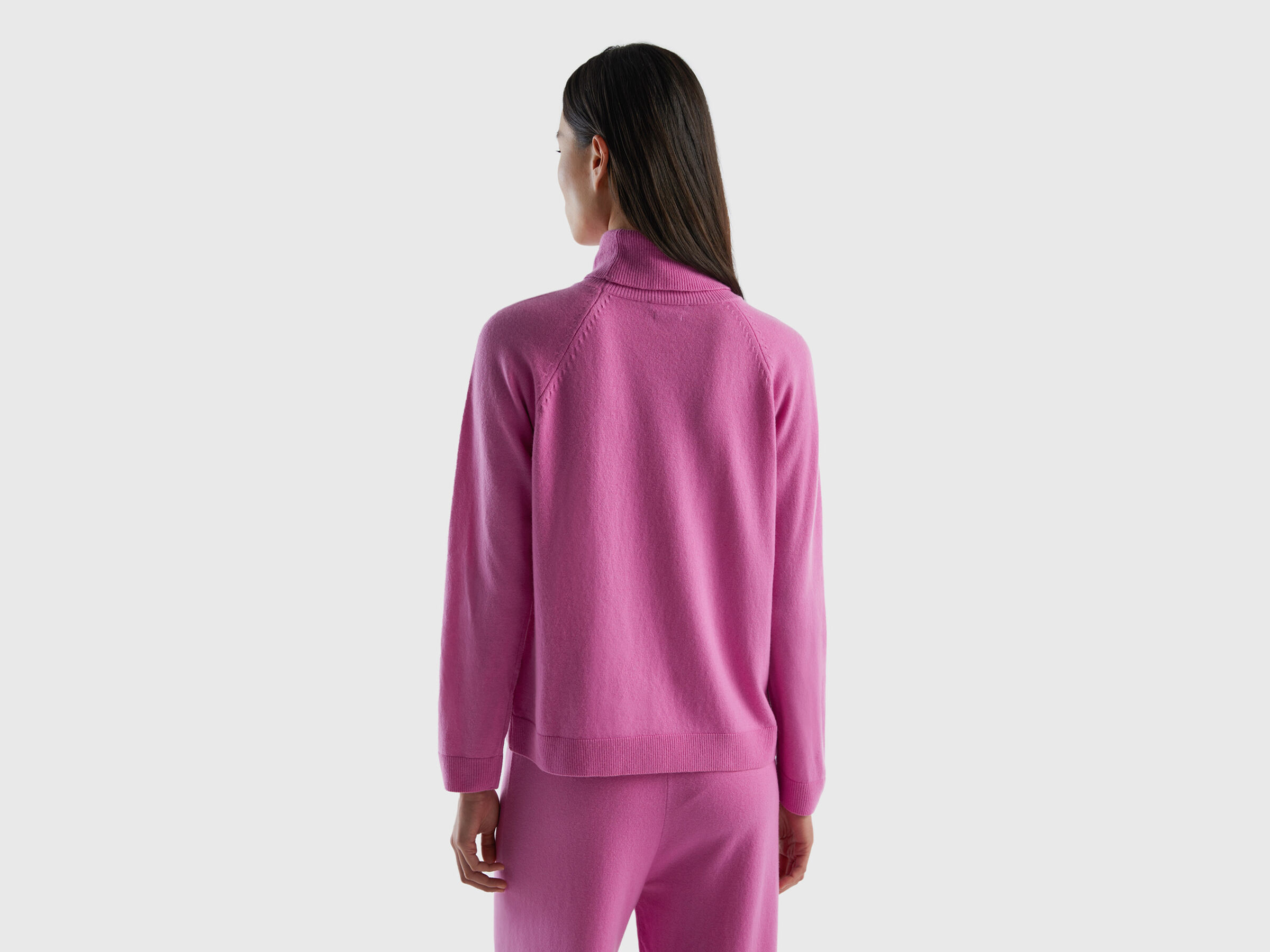 Rollkragenpullover in einer Mischung aus Wolle und Cashmere image number 2