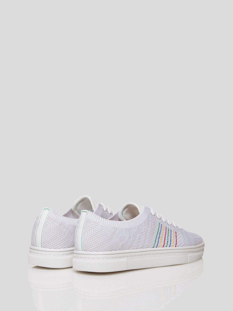 Knit-Sneakers mit Schuhbändern image number 2