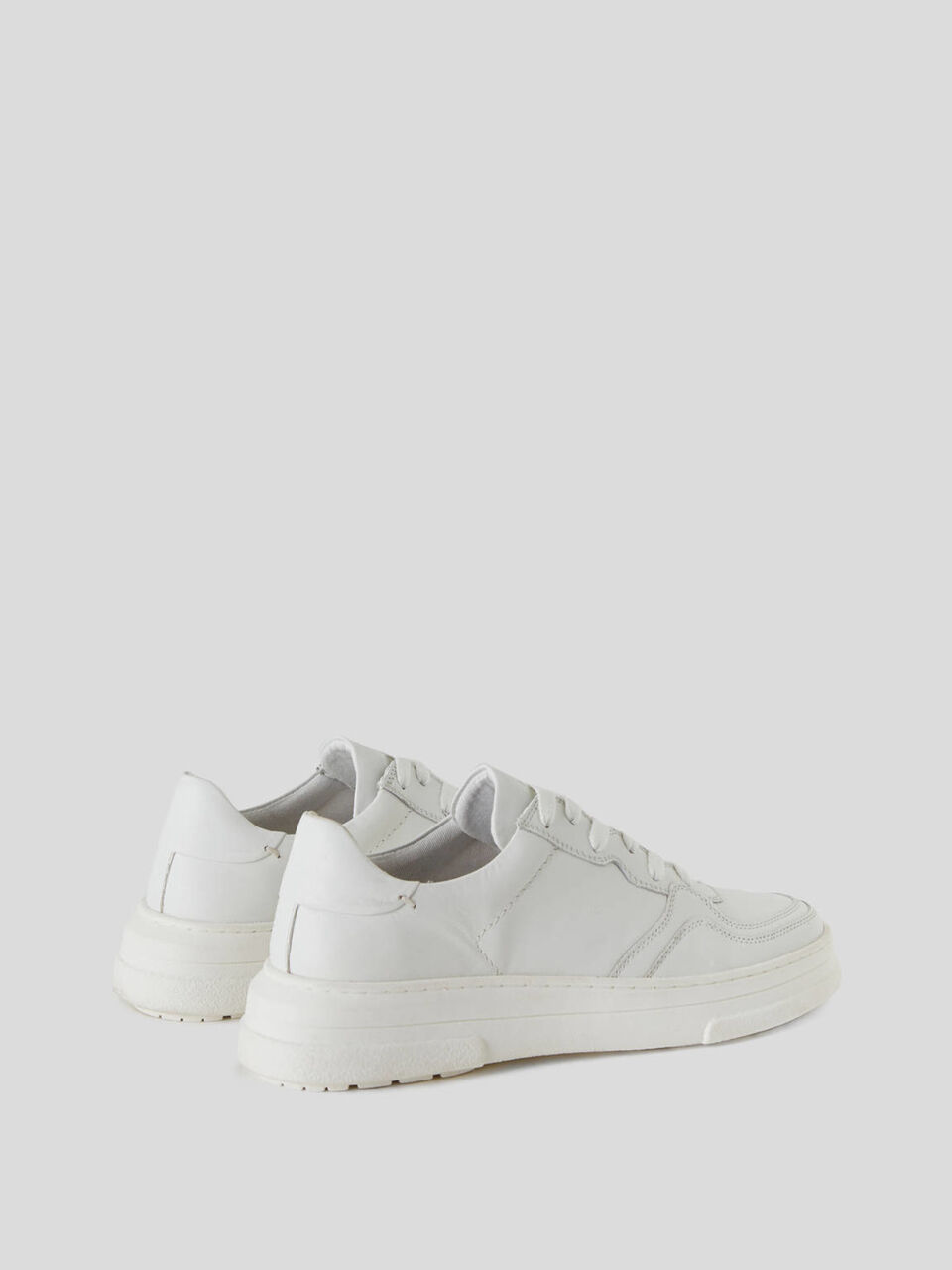 Sneakers aus echtem Leder image number 2