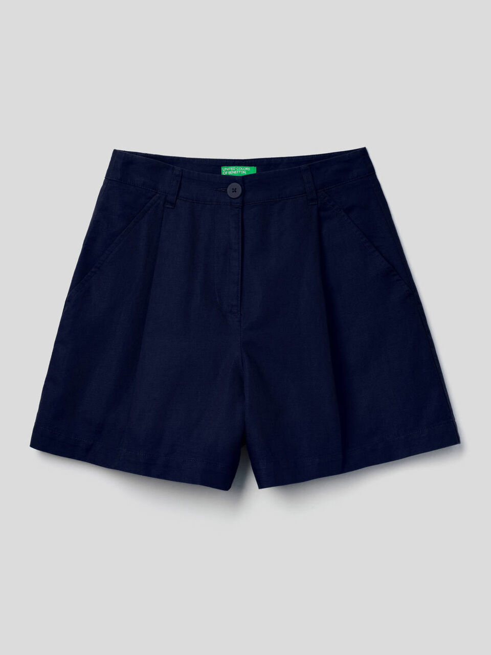 Shorts aus einer Leinenmischung mit weitem Bein image number 1