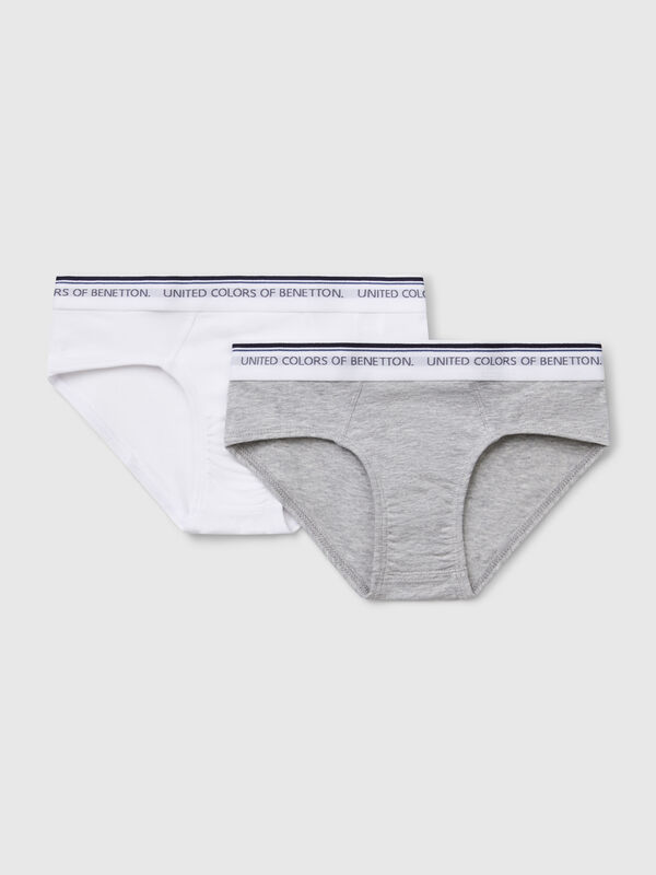 Zwei Slips mit Markengummi Jungen