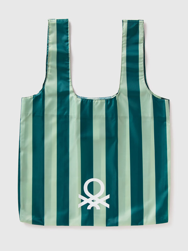 Grün gestreifte Einkaufstasche