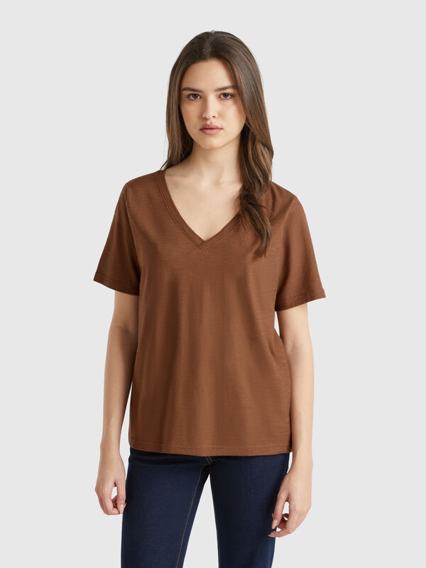 Geflammtes Baumwoll-T-Shirt mit V-Ausschnitt Damen