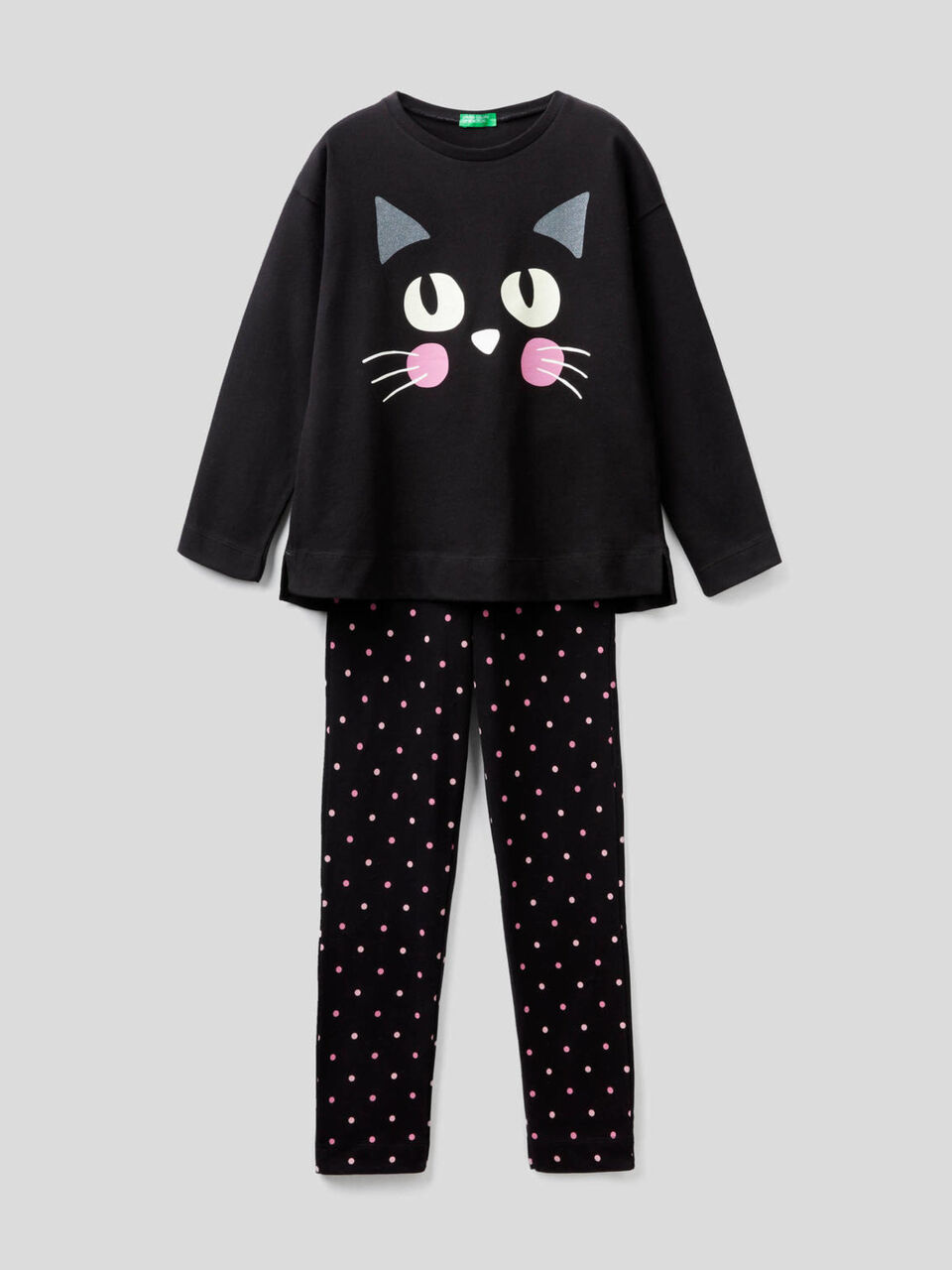 Langer Pyjama aus 100% Baumwolle image number 1
