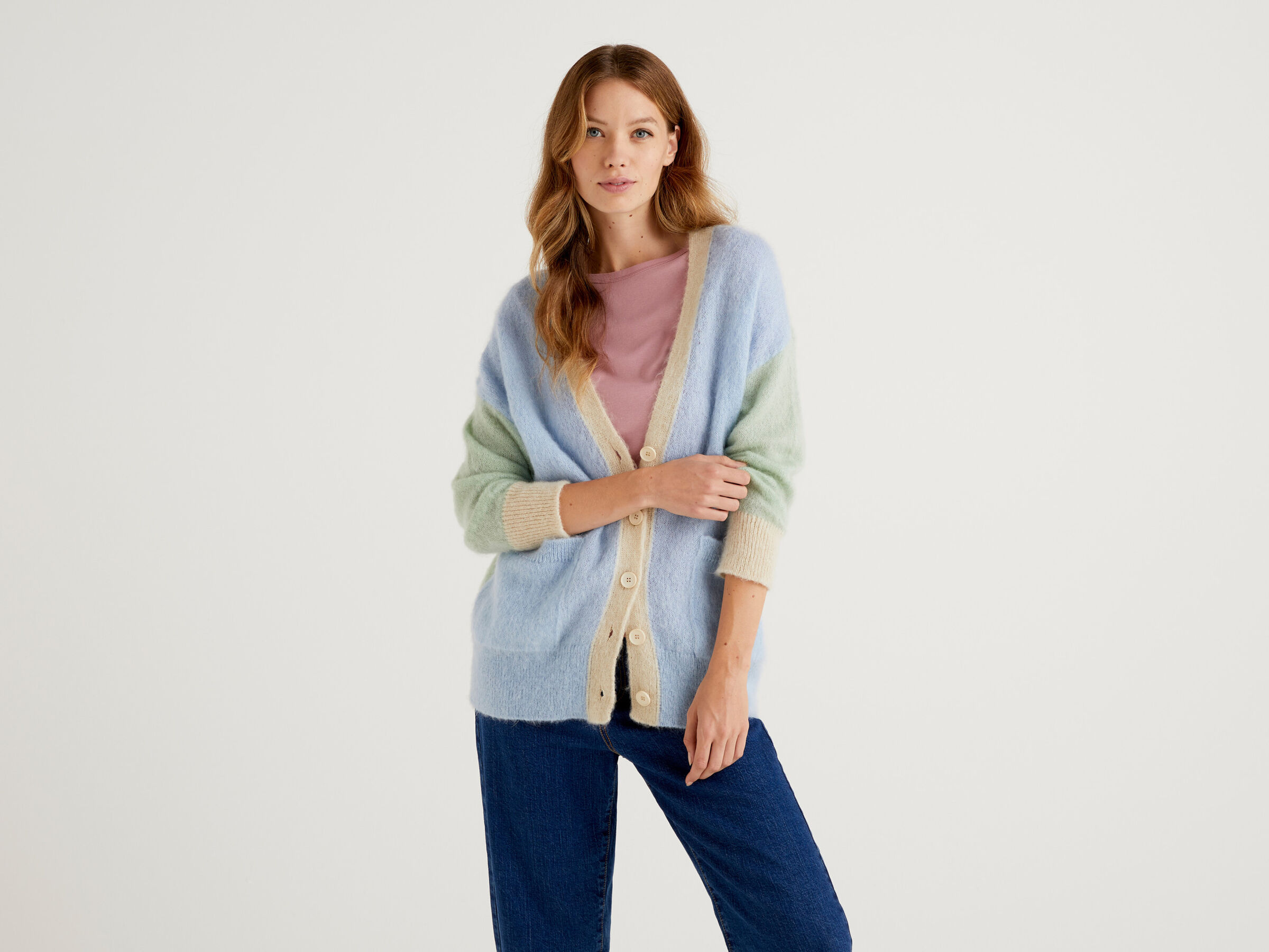 Oversize-Strickjacke in einer Mohair-Mischung image number 3