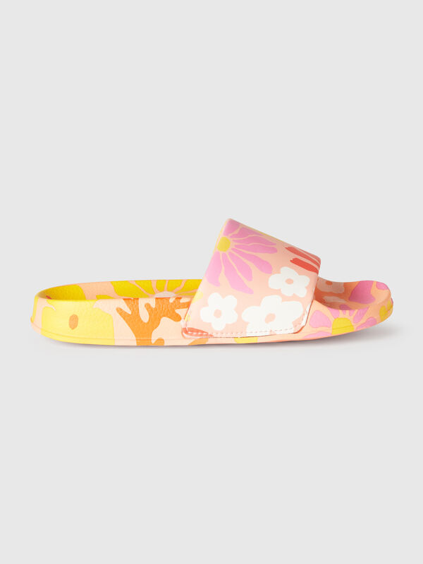 Hausschuhe mit Blumendruck Jungen