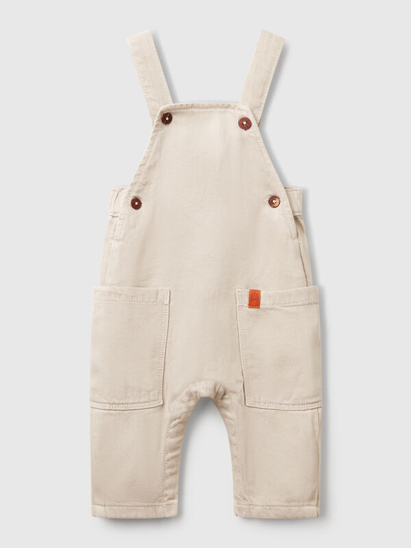Fließende Latzhosen mit Taschen Newborn