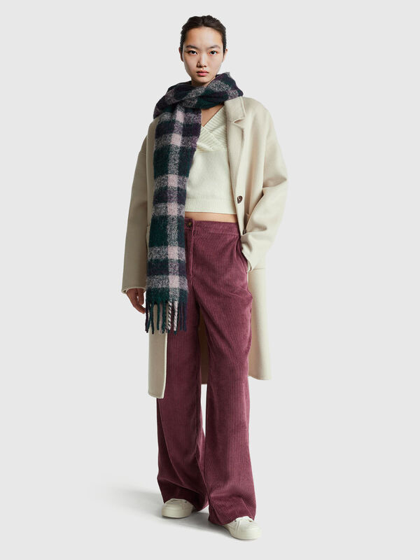 Ausgestellte Samthose Ausgestellte Samthose Damen