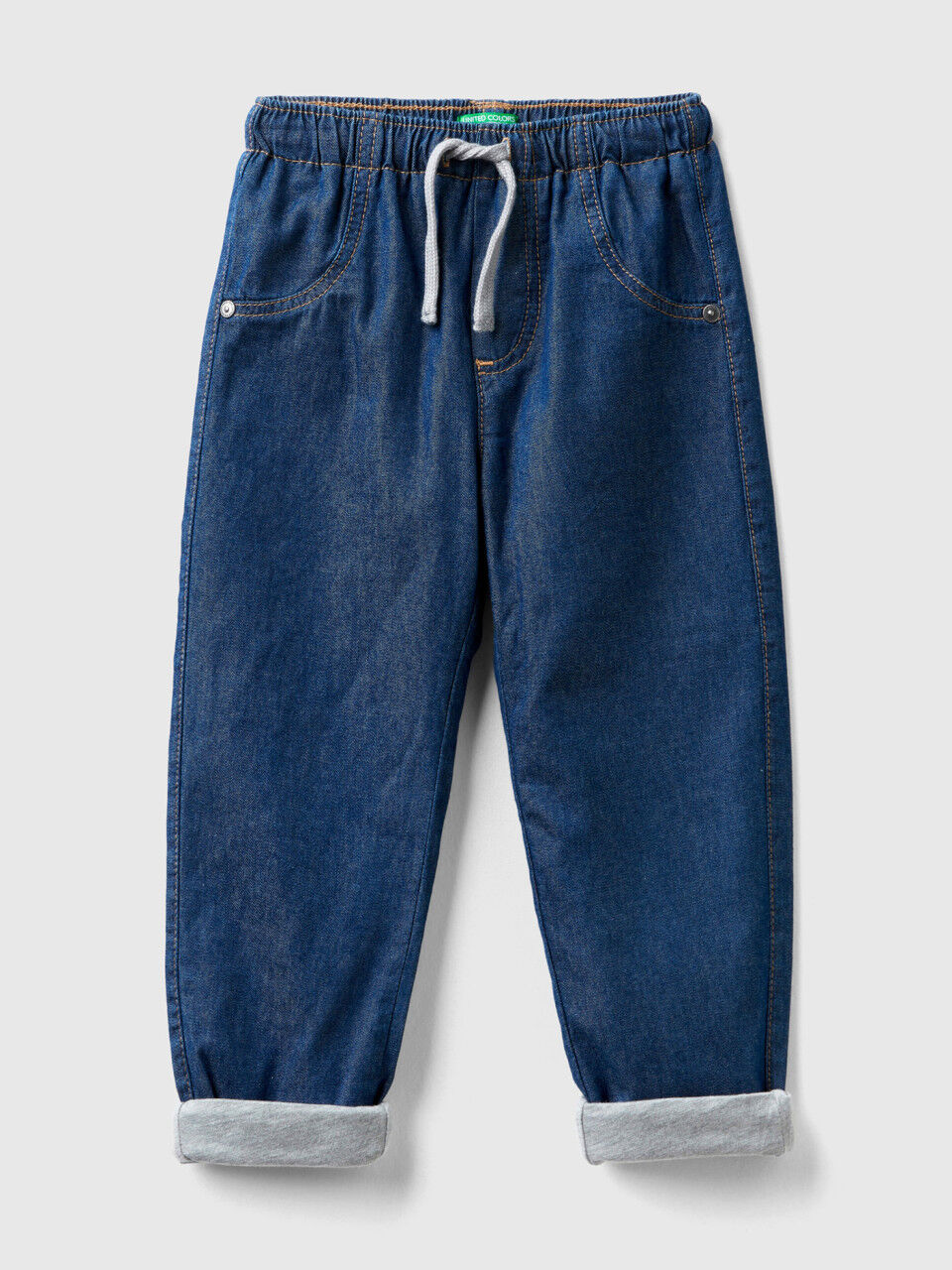 Gefütterte Jogginghose aus leichtem Jeansstoff