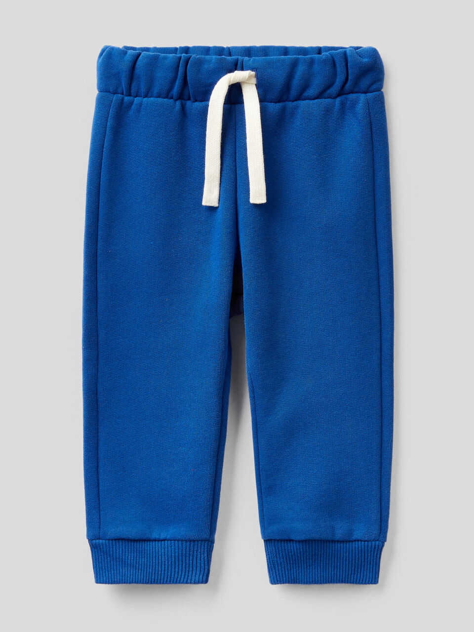 Sweatstoffhose mit gesticktem Logo image number 1