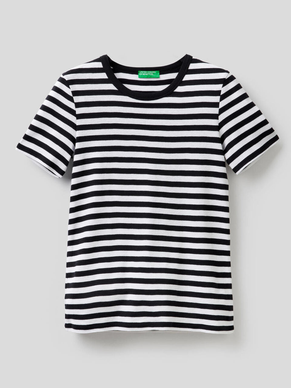 Gestreiftes T-Shirt mit Rundhals image number 1
