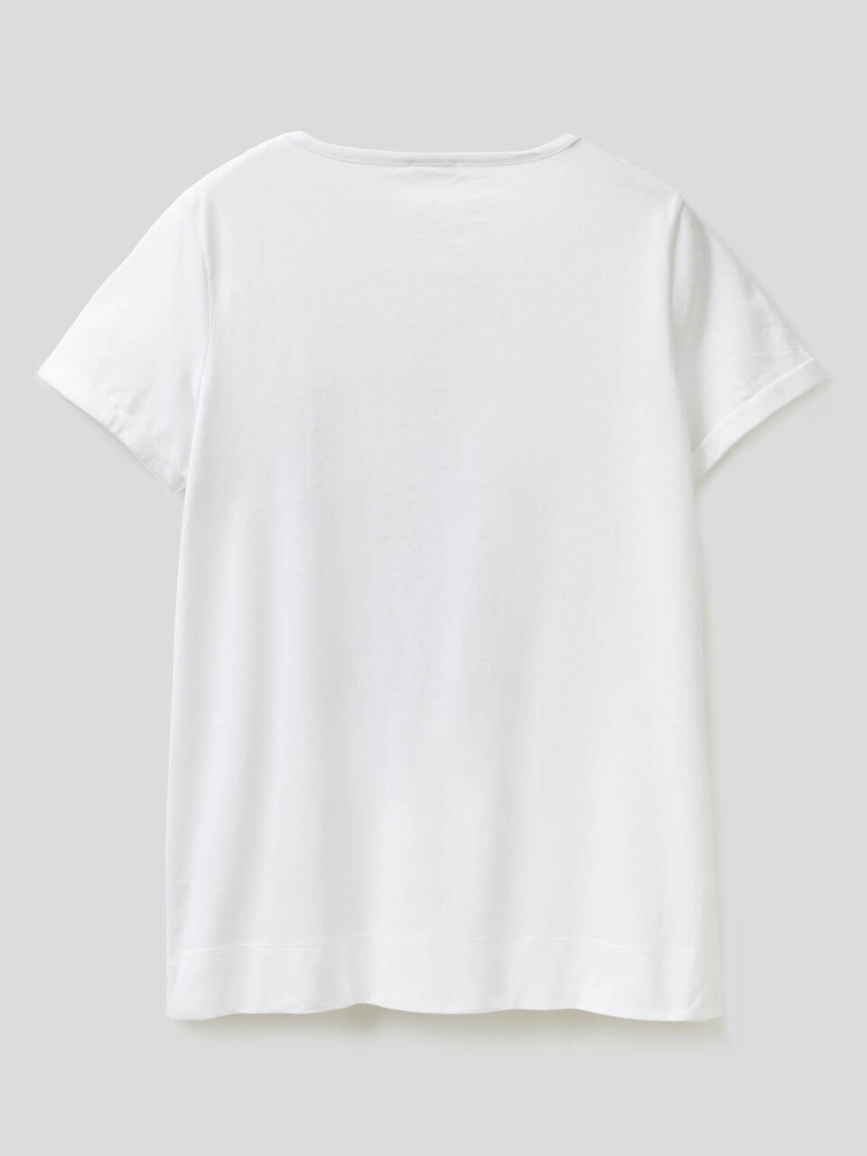 T-Shirt aus reiner, bestickter Baumwolle image number 2