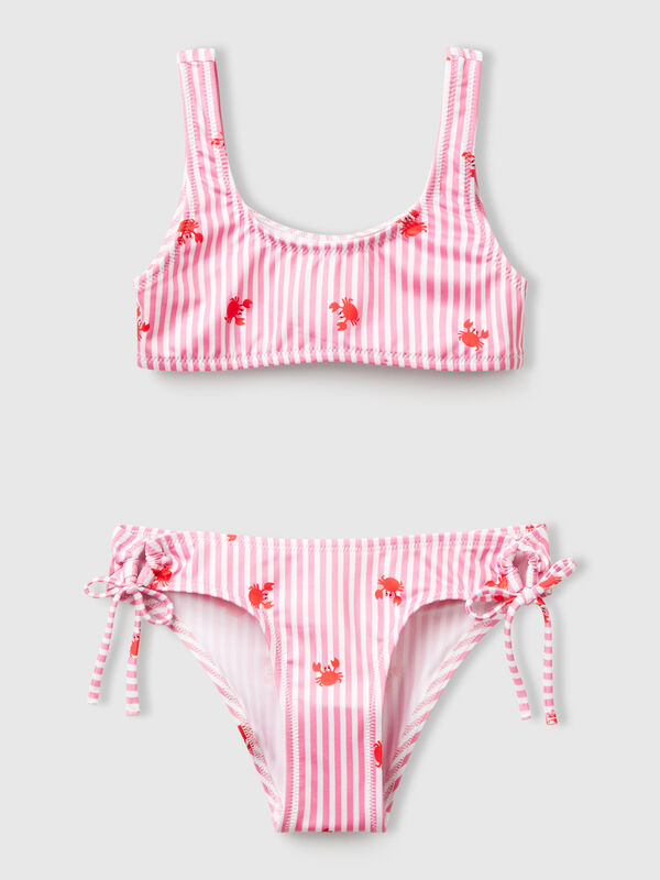 Gestreifter Bikini-Badeanzug mit Krabben Mädchen