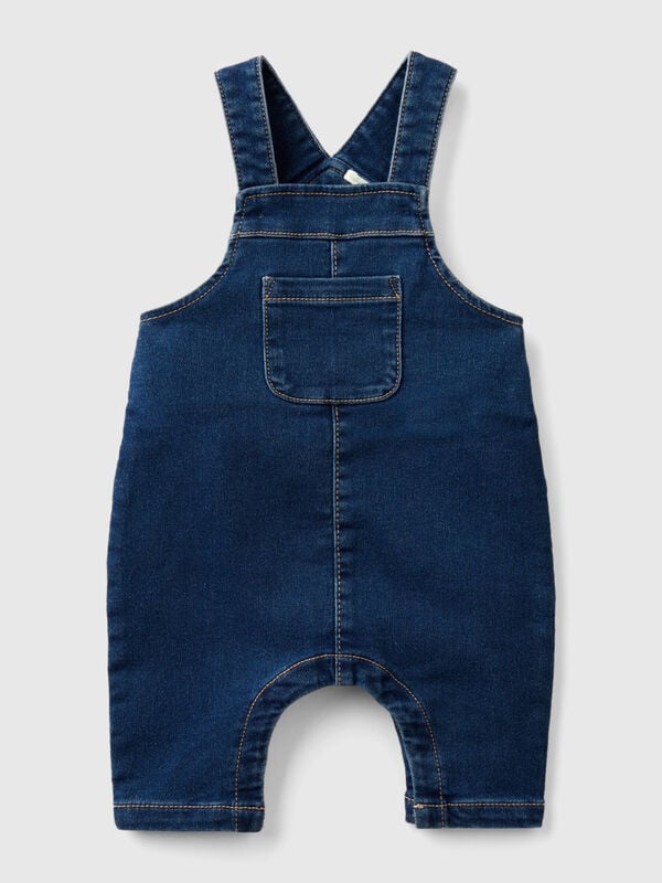 Baggy Fit Latzhose aus Denim Newborn