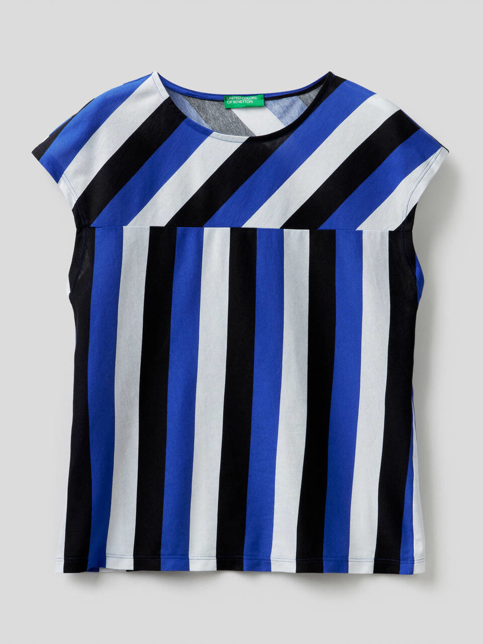 Gestreiftes T-Shirt aus 100% Baumwolle image number 1