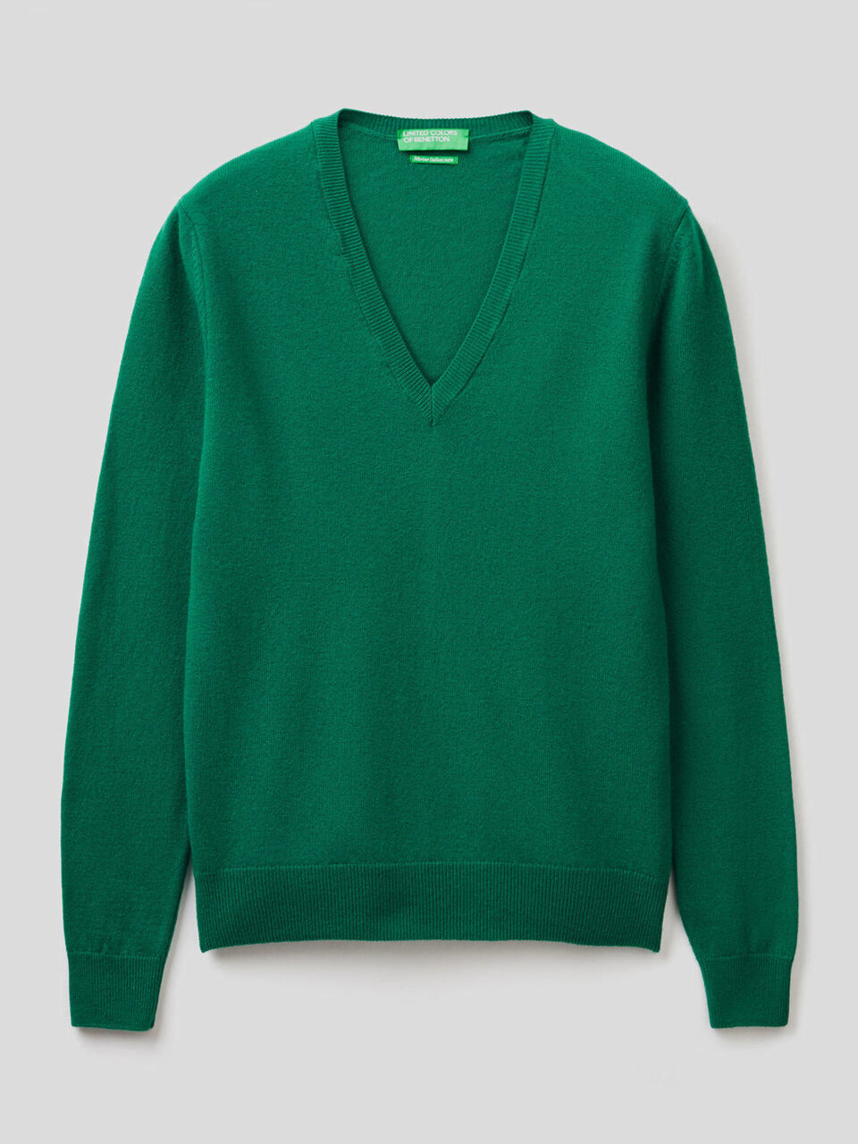 Pullover aus reiner Schurwolle mit V-Ausschnitt image number 1