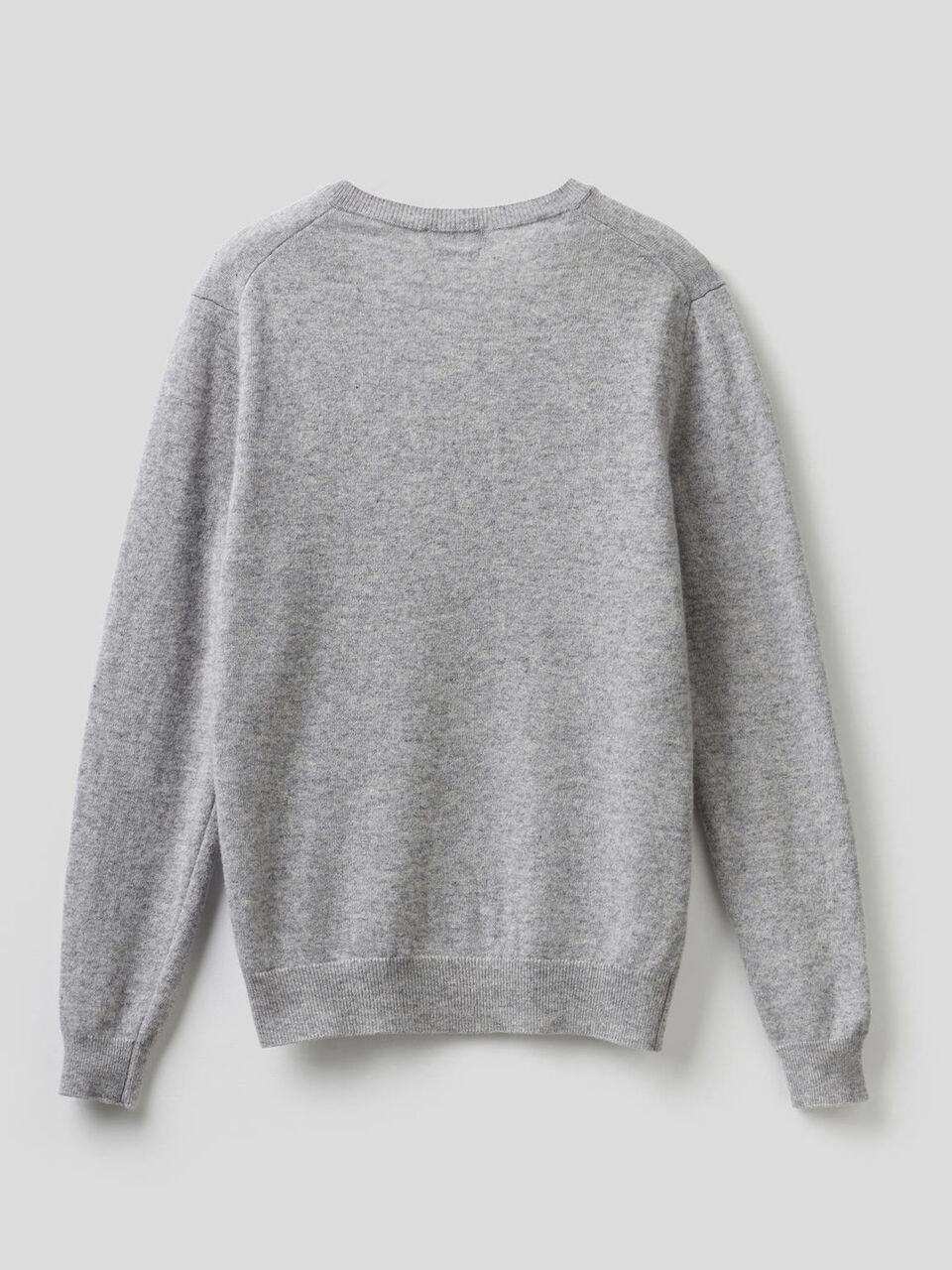 Pullover aus reiner Schurwolle mit V-Ausschnitt image number 2