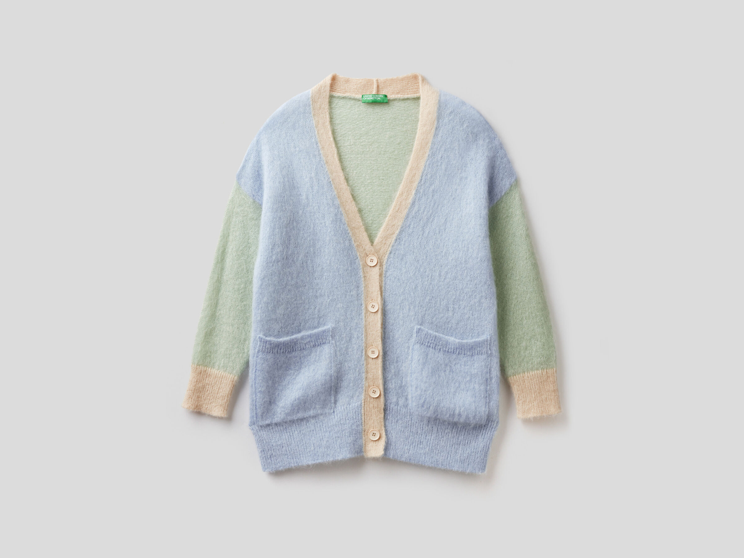 Oversize-Strickjacke in einer Mohair-Mischung image number 4